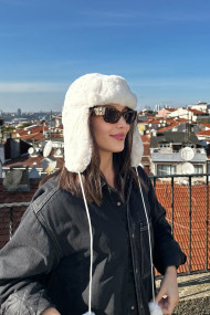 Kadın Kışlık Ponponlu Kürklü Kulaklıklı Premium Şapka